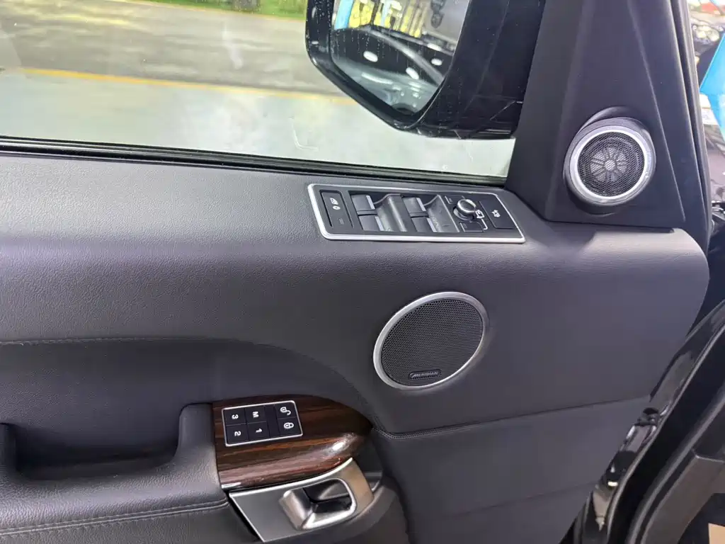Land Rover Range Rover 2017 3.0 SC V6 Vogue 2017 - thumbnail 16