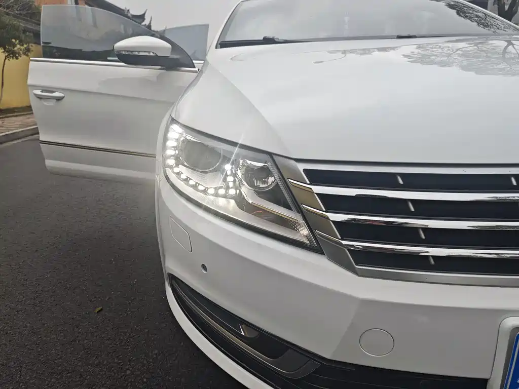 Volkswagen Volkswagen CC 2016 1.8TSI Luxury Edition 2017 - thumbnail 11