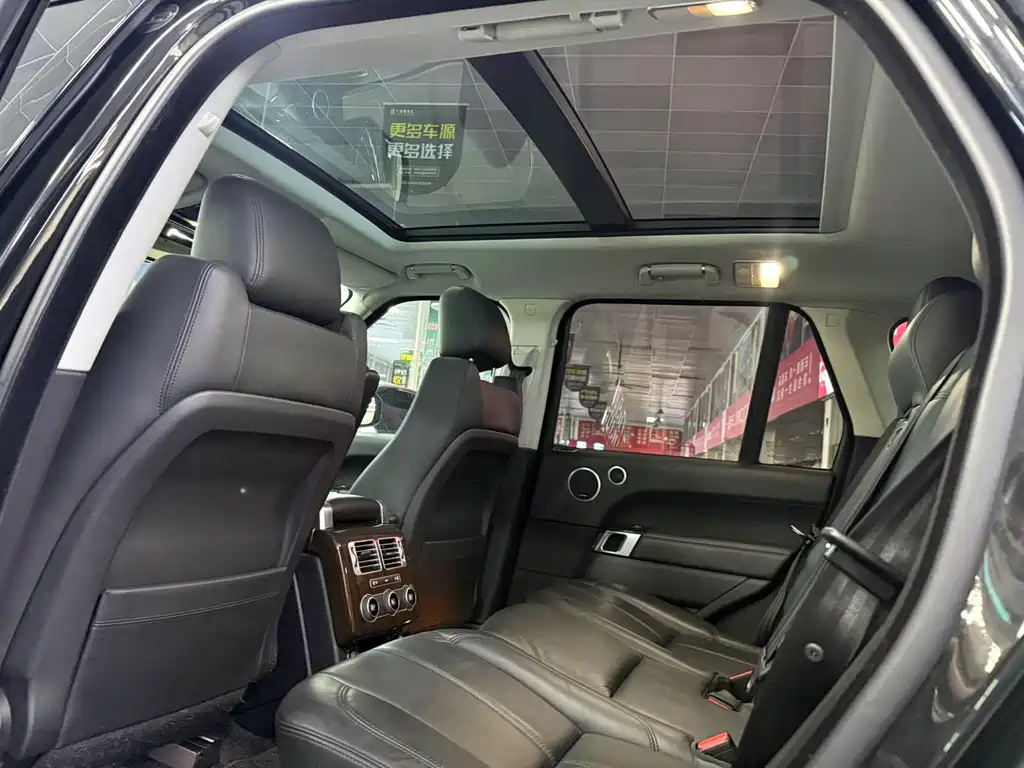 Land Rover Range Rover 2017 3.0 SC V6 Vogue 2017 - thumbnail 25