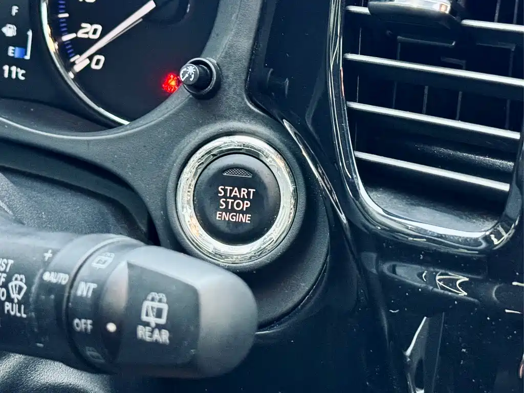 Mitsubishi Outlander 2019 2.4L AWD Limited Edition 7-seater China VI 2018 - thumbnail 25