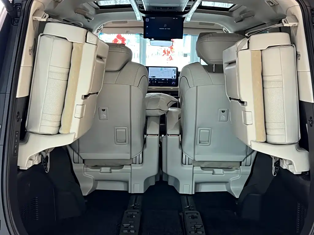 Lexus Lexus LM 2023 500h Six-Seat Executive Version 2026 - thumbnail 24