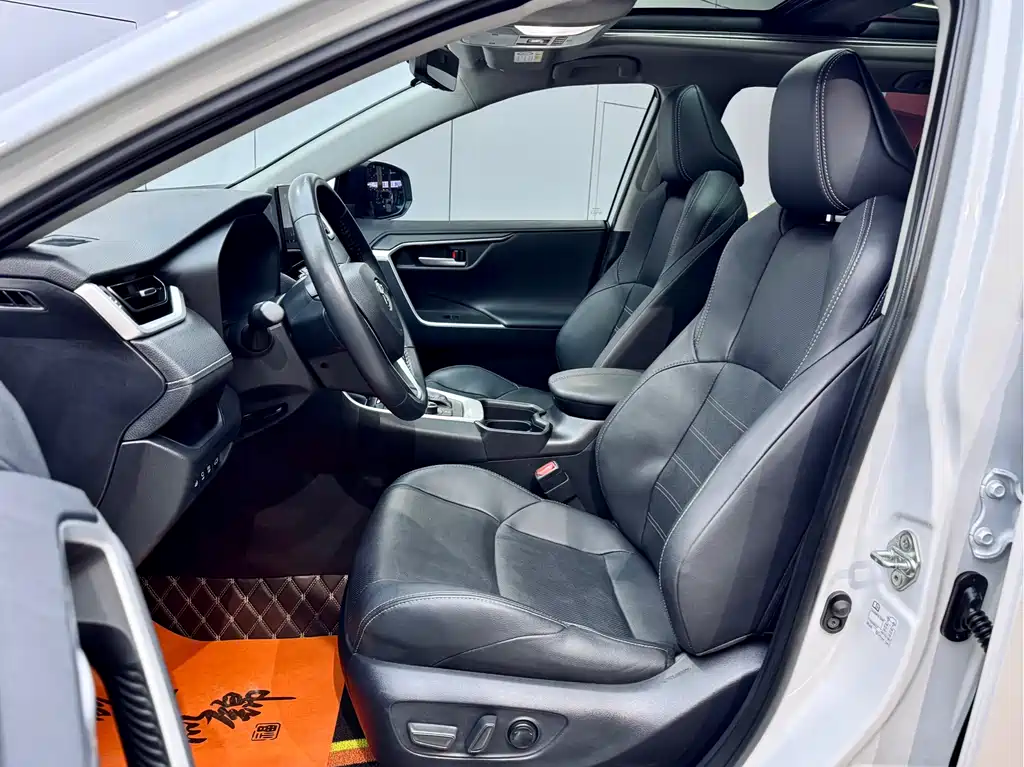 Toyota Venza 2023 Dual Engine 2.5L E-CVT FWD Premium Edition 2023 - thumbnail 7
