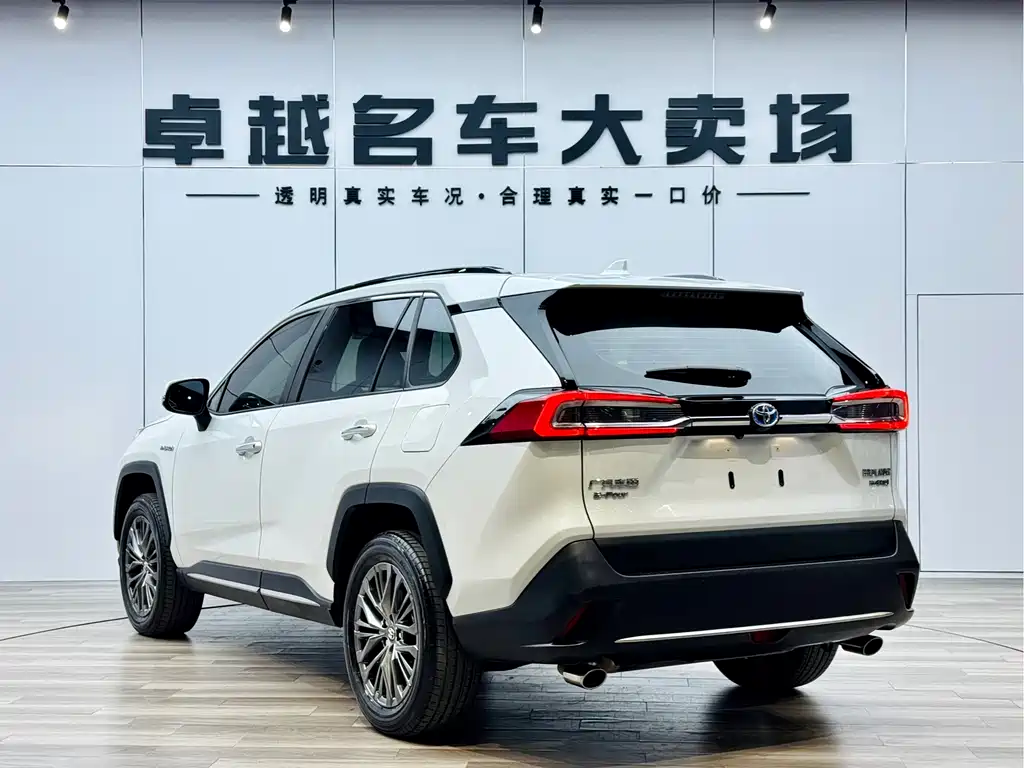 Toyota Venza 2023 Dual Engine 2.5L E-CVT FWD Premium Edition 2023 - thumbnail 24