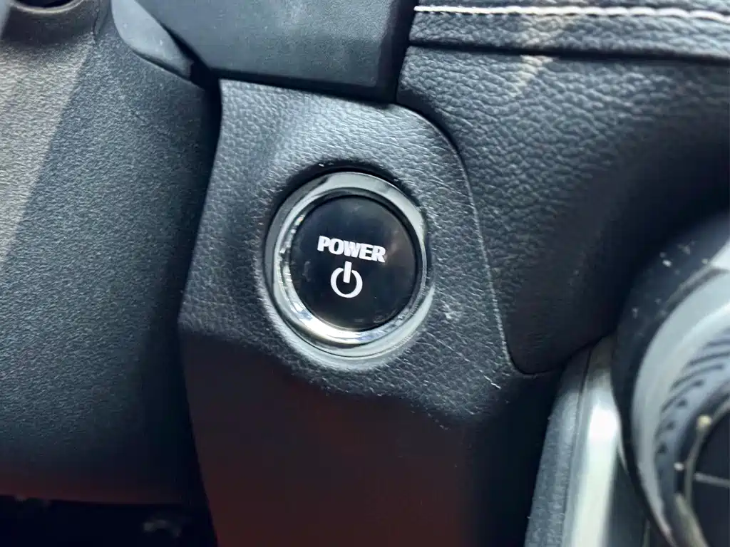 Toyota Venza 2023 Dual Engine 2.5L E-CVT FWD Premium Edition 2023 - thumbnail 29