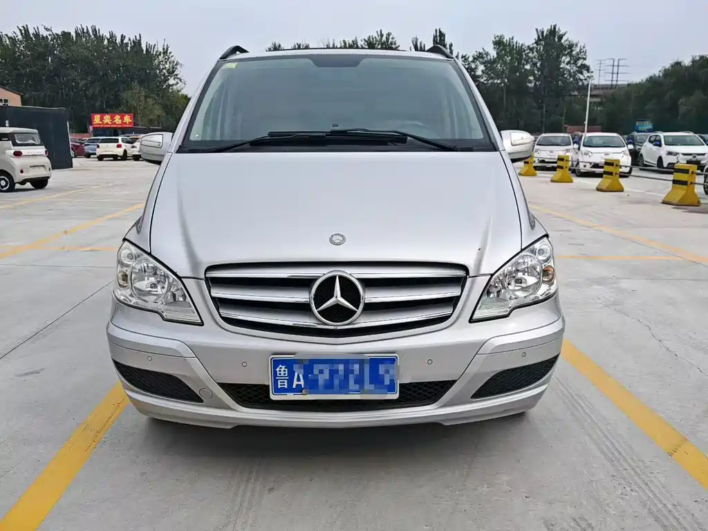 Mercedes-Benz Viano 2013 3.0L Comfort Edition 2014 - thumbnail 2