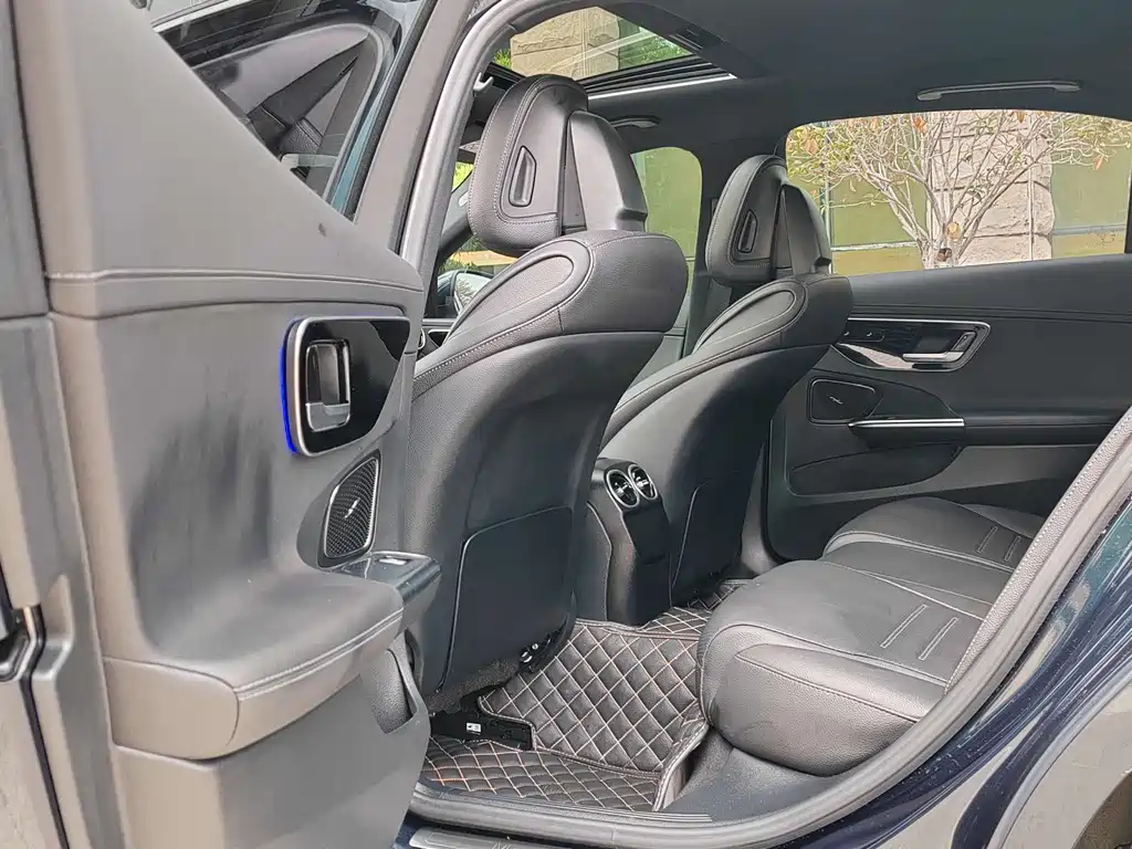 Mercedes-Benz Mercedes-Benz C-Class 2022 Model Year Facelift C 200 L Sport Edition 2022 - thumbnail 9