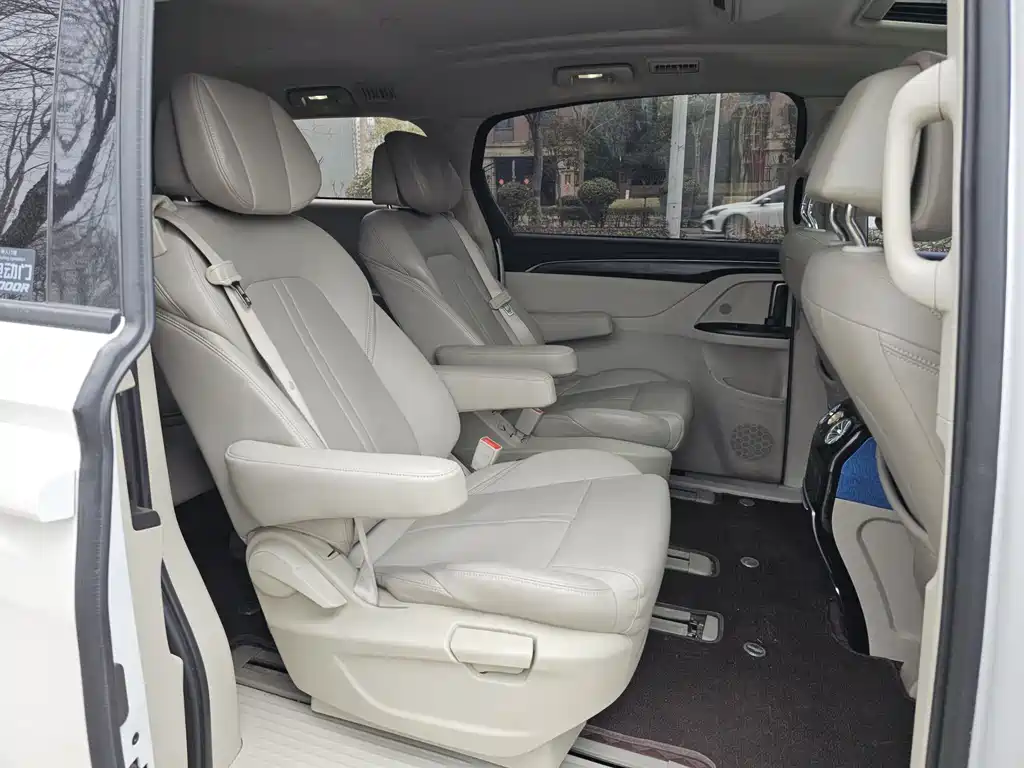 Buick Buick GL8 2022 ES Landmark 653T Comfort Edition 2021 - thumbnail 9