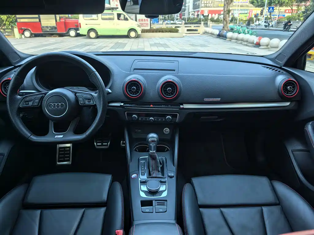 Audi Audi S3 2019 S3 2.0T Sedan 2019 - thumbnail 5