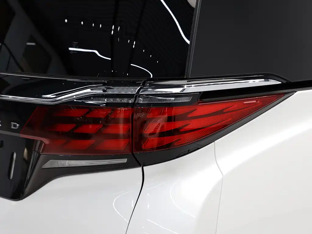 Toyota Alphard 2024 Model Hybrid 2.5L Premium Edition 2023 - thumbnail 8