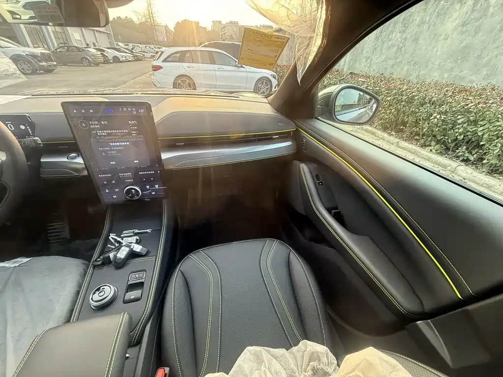 Ford Ford Mustang Mach-E 2024 Wind Edition Long Range 2026 - thumbnail 12