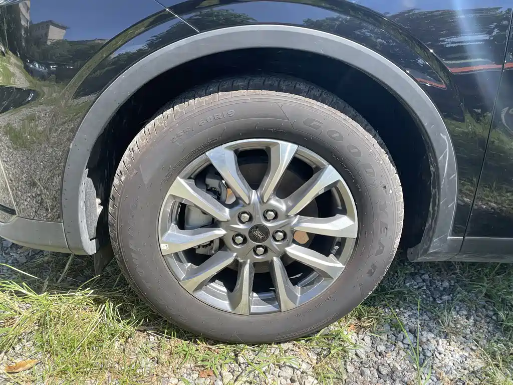 Ford Ford Edge 2023 Model Edge L 2.0T EcoBoost Hybrid Front-Wheel Drive Seven-Seater Luxury Version 2026 - thumbnail 7