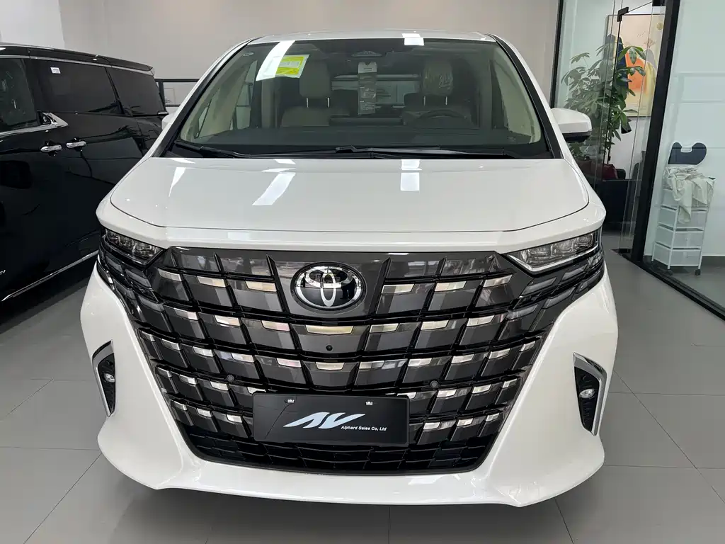 Toyota Alphard 2024 Model Hybrid 2.5L Premium Edition 2026 - thumbnail 3
