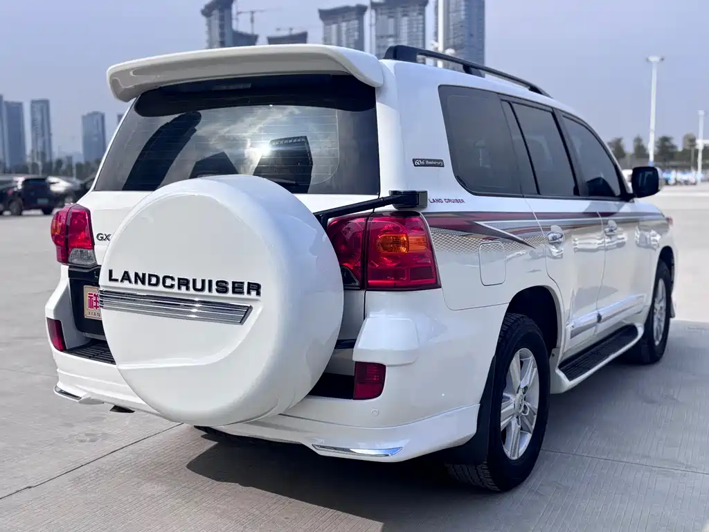 Toyota Land Cruiser 2015 4.0L V6 Middle East Limited Edition 2015 - thumbnail 15