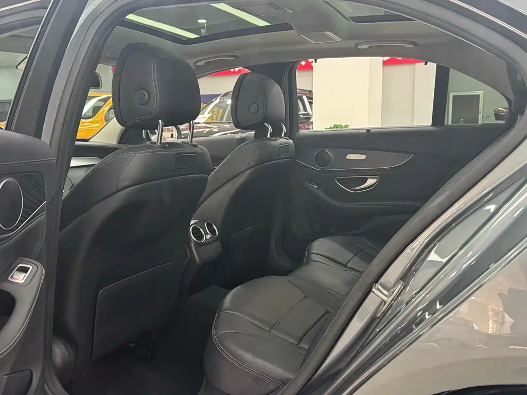 Mercedes-Benz Mercedes-Benz C-Class 2017 Model Year Facelift C 200 L 4MATIC Sport Edition 2017 - thumbnail 6