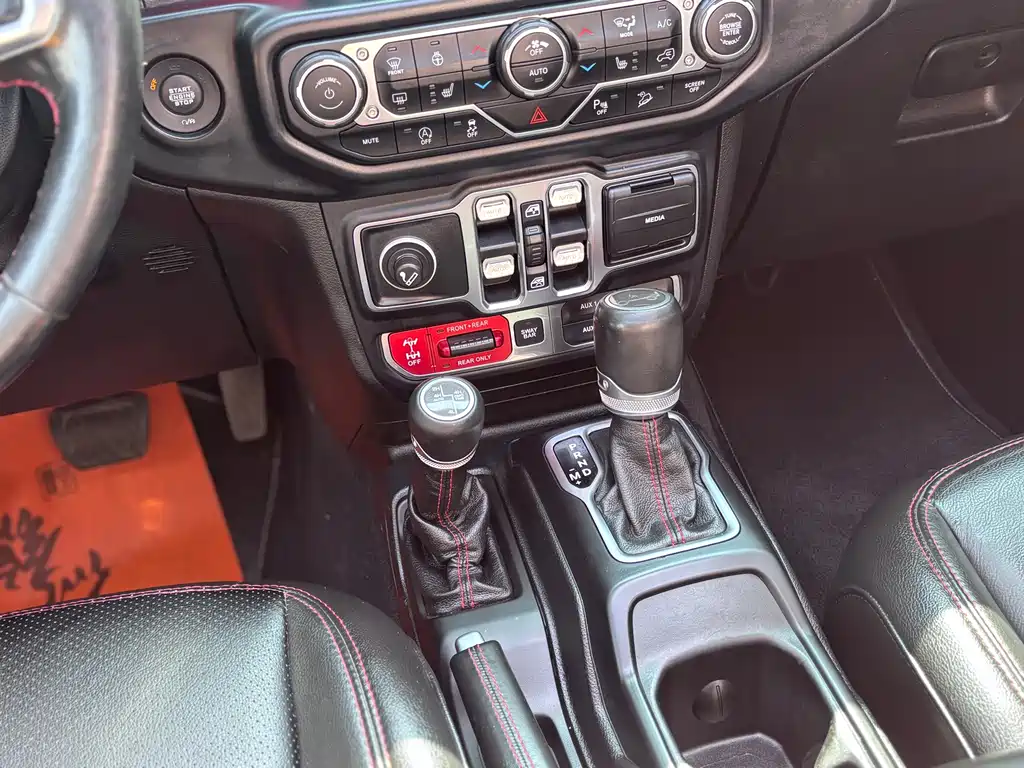 Jeep Jeep Wrangler 2019 2.0T Rubicon 4-Door Version China V 2020 - thumbnail 13
