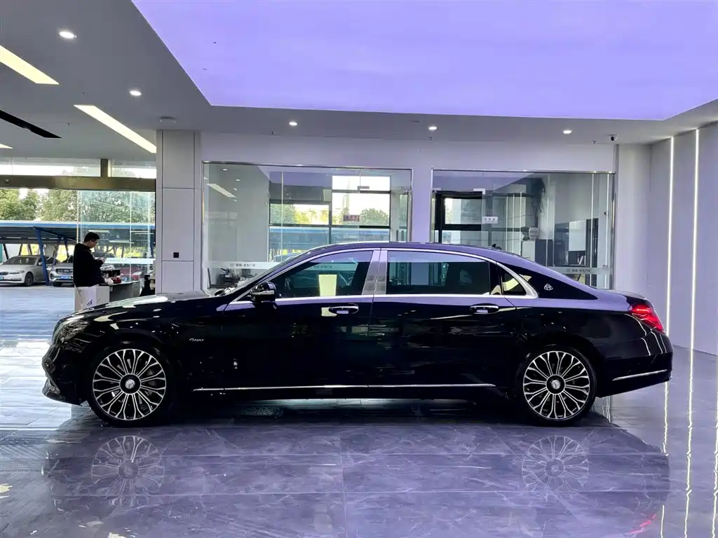 Mercedes-Benz Maybach S-Class 2020 S 450 4MATIC Heritage Edition 2021 - thumbnail 3