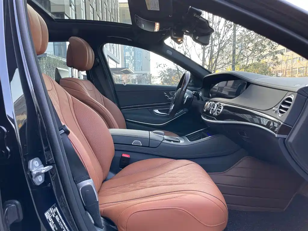 Mercedes-Benz Maybach S-Class 2020 S 450 4MATIC Heritage Edition 2021 - thumbnail 21
