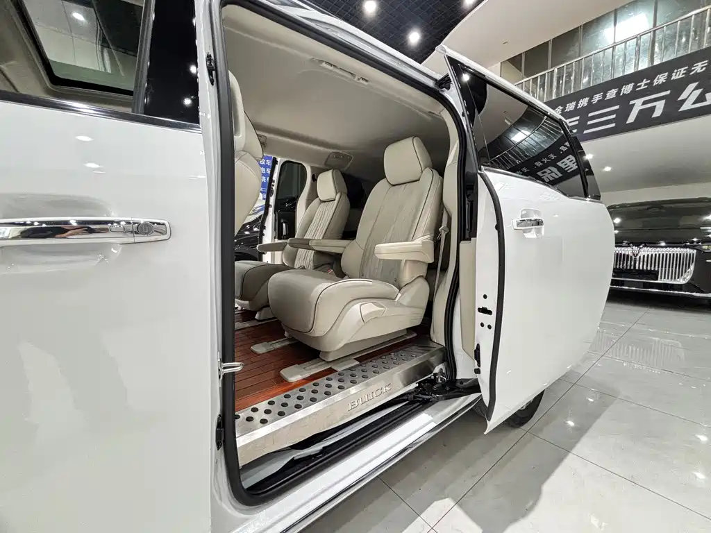 Buick Buick GL8 2023 Land Business Class 652T Luxury Edition 2023 - thumbnail 12