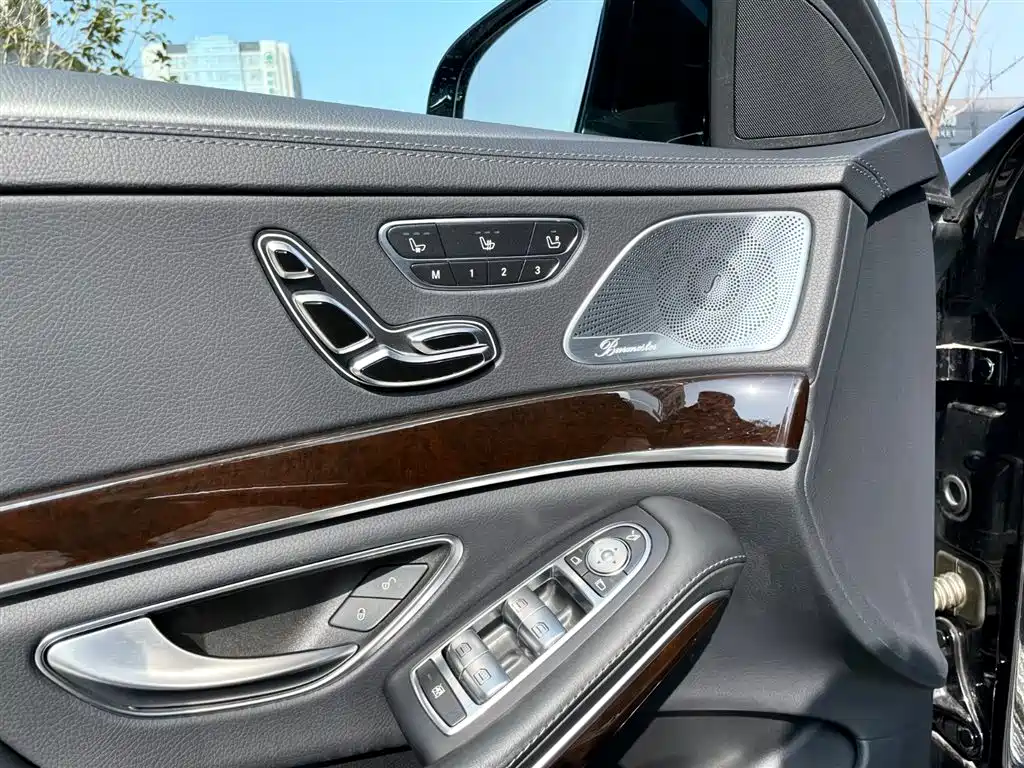 Mercedes-Benz Maybach S-Class 2020 S 450 4MATIC Heritage Edition 2020 - thumbnail 11
