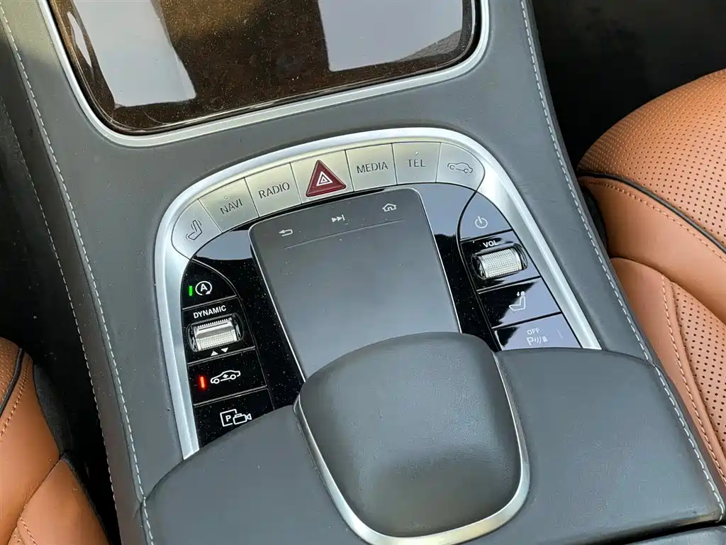 Mercedes-Benz Maybach S-Class 2020 S 450 4MATIC Heritage Edition 2020 - thumbnail 20