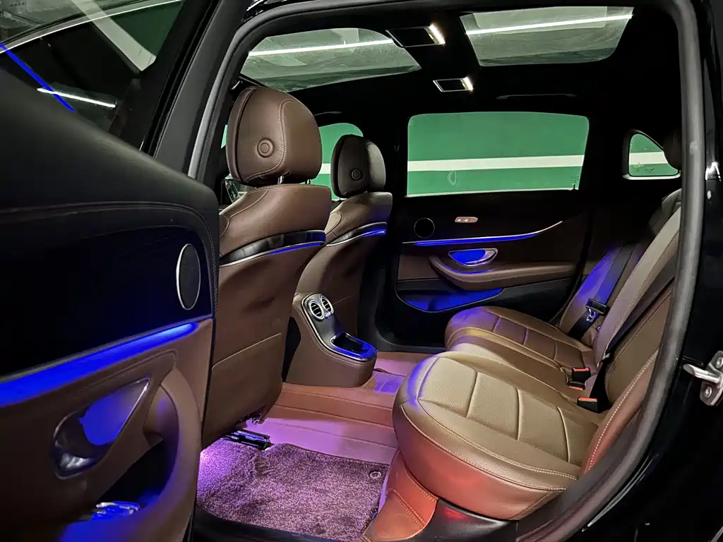 Mercedes-Benz Mercedes-Benz E-Class 2021 Model Year Facelift E 300 L Sport Style 2022 - thumbnail 8