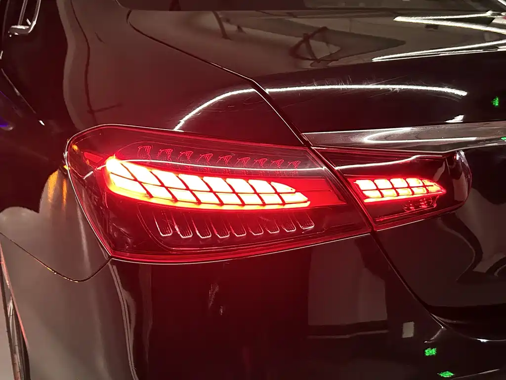 Mercedes-Benz Mercedes-Benz E-Class 2021 Model Year Facelift E 300 L Sport Style 2022 - thumbnail 18
