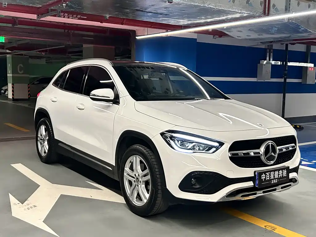 Mercedes-Benz Mercedes-Benz GLA 2023 GLA 200 2023 - thumbnail 2