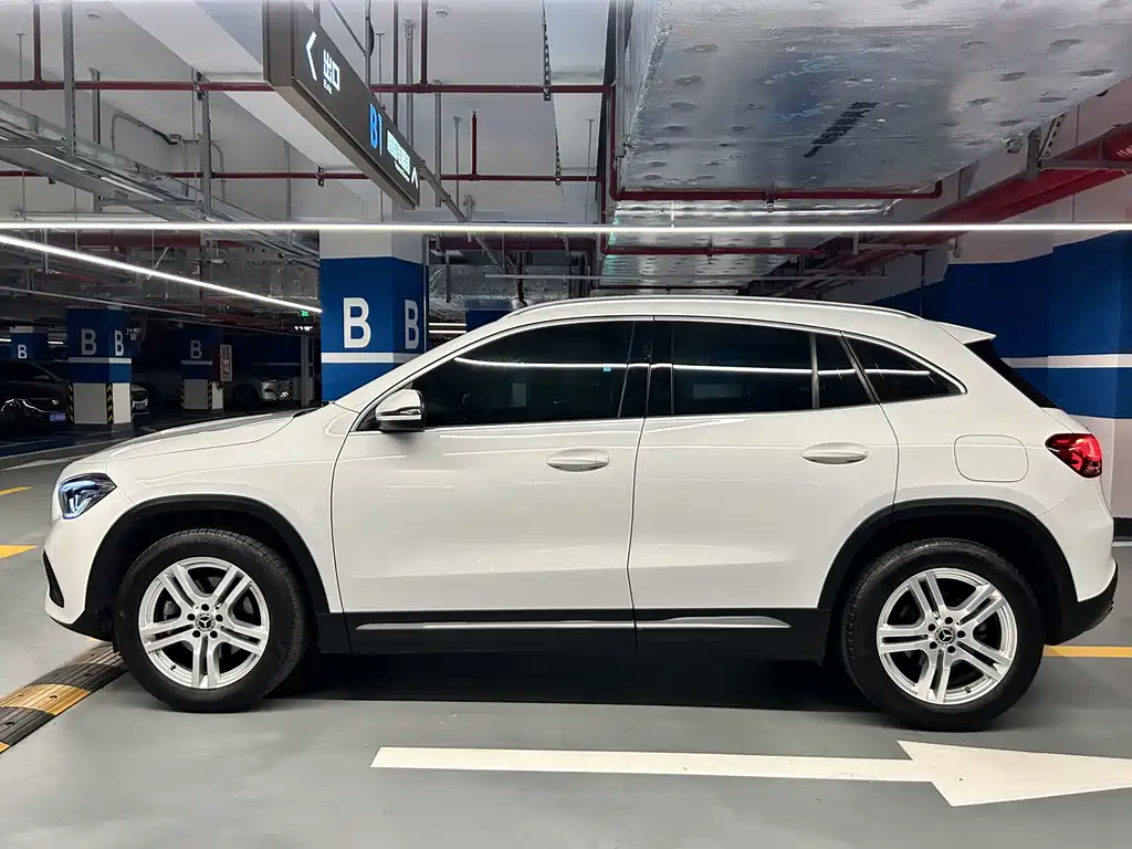 Mercedes-Benz Mercedes-Benz GLA 2023 GLA 200 2023 - thumbnail 7
