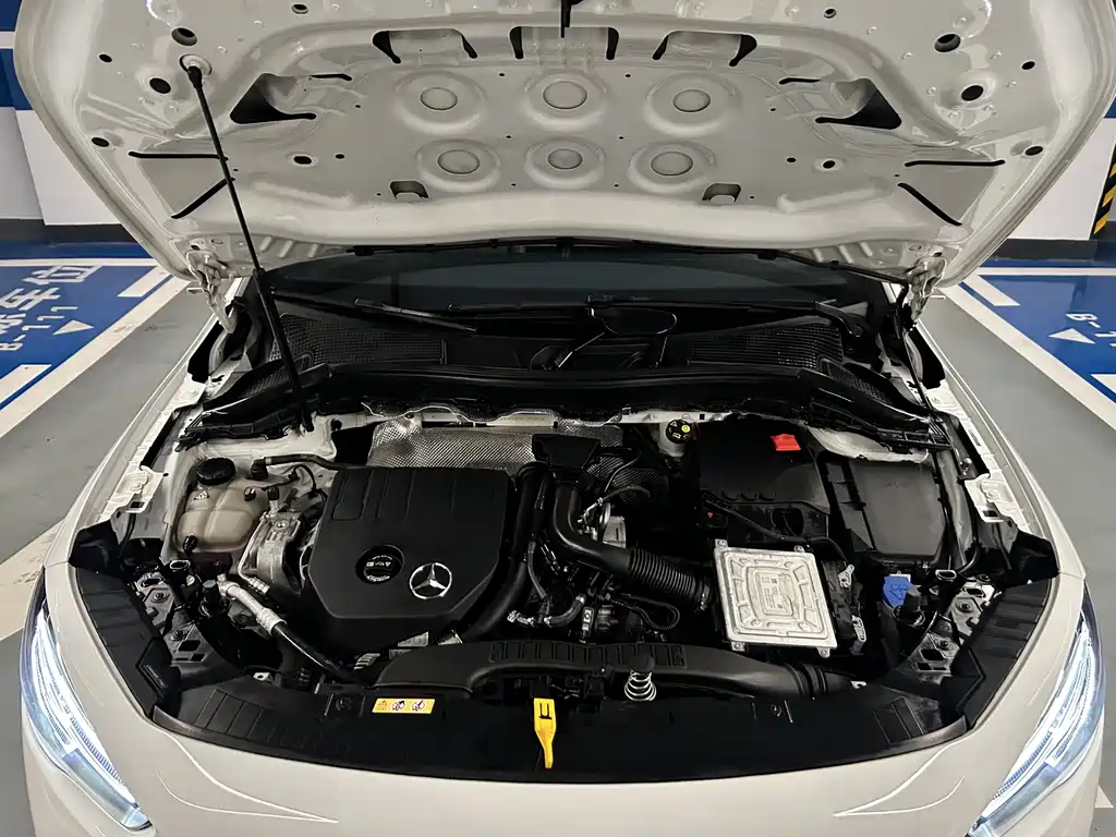 Mercedes-Benz Mercedes-Benz GLA 2023 GLA 200 2023 - thumbnail 22