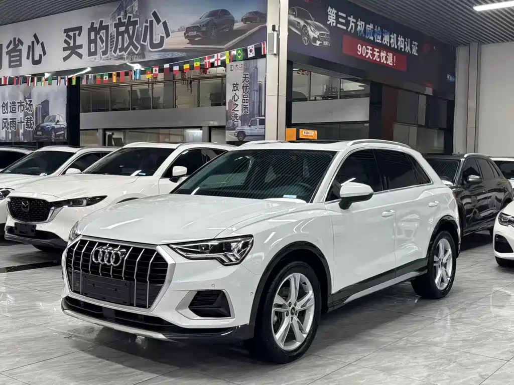 Audi Audi Q3 2022 35 TFSI Fashion Elegant Model 2021