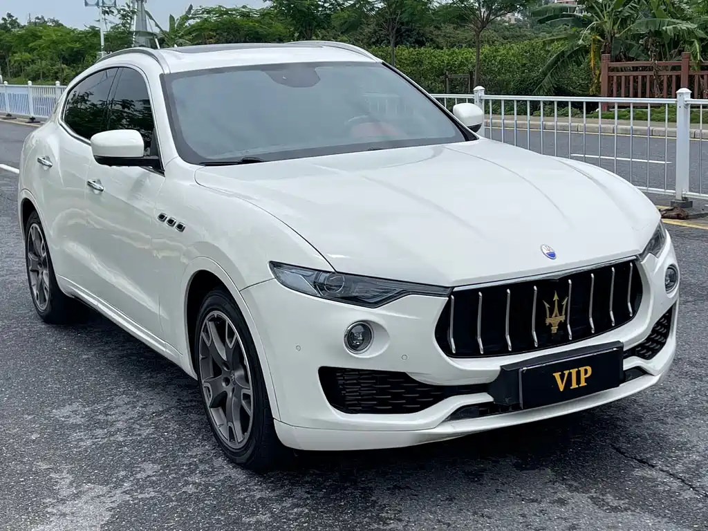 Maserati Maserati Levante 2016 3.0T Standard 2017 - thumbnail 3