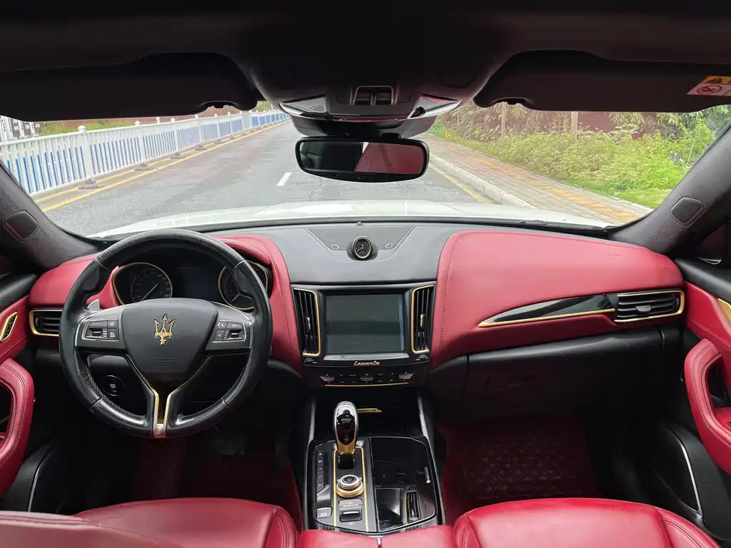 Maserati Maserati Levante 2016 3.0T Standard 2017 - thumbnail 25