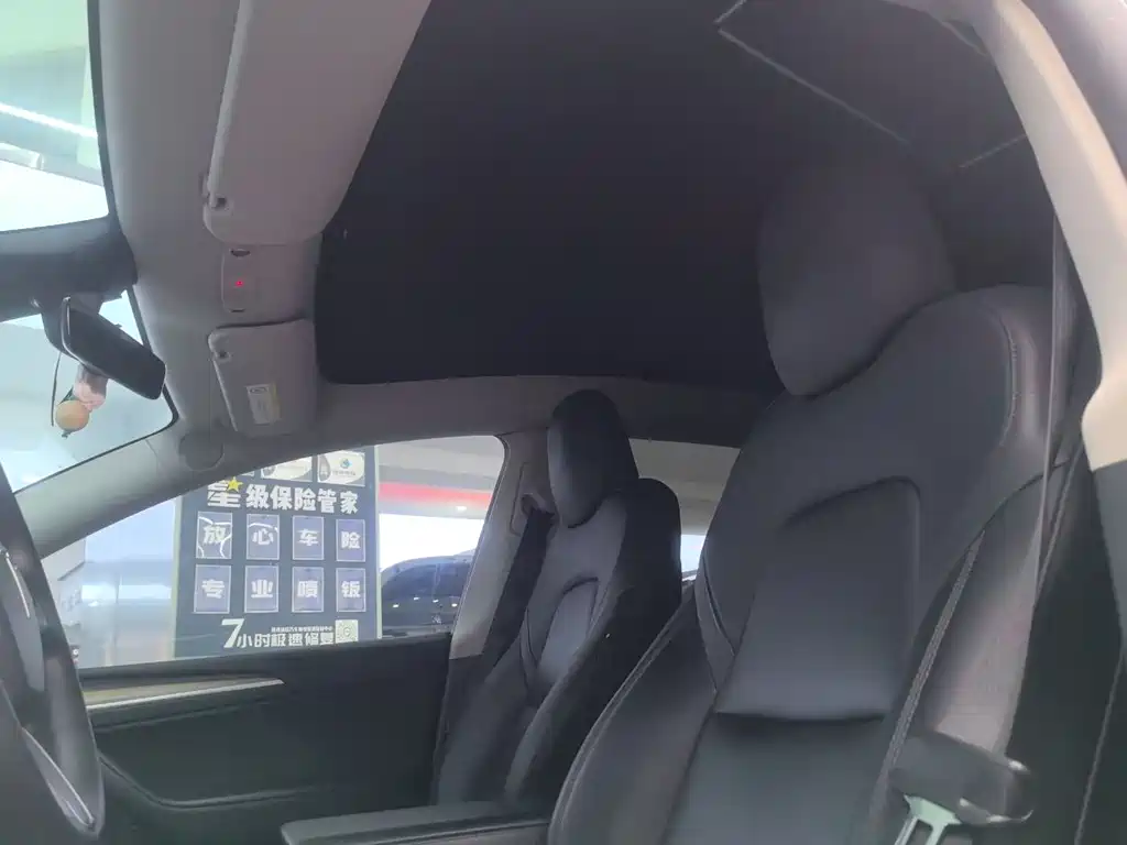 Tesla Model Y 2021 Standard Range Rear-Wheel Drive 2022 - thumbnail 4