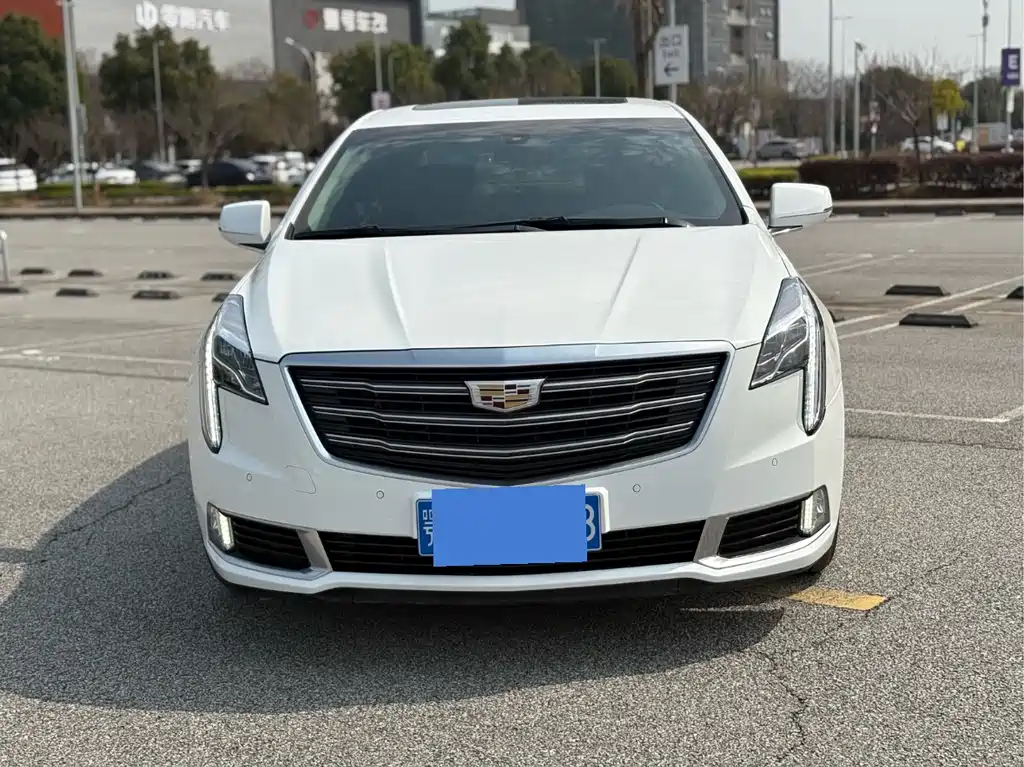 Cadillac Cadillac XTS 2018 28T Luxury 2019 - thumbnail 2