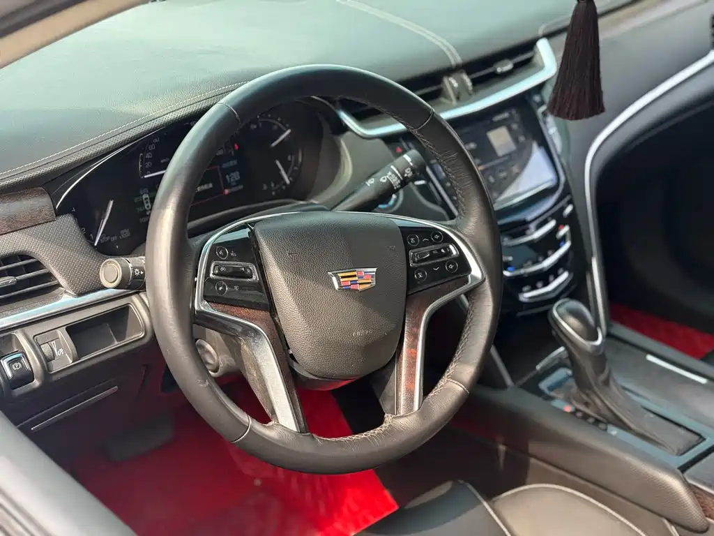 Cadillac Cadillac XTS 2018 28T Luxury 2019 - thumbnail 4