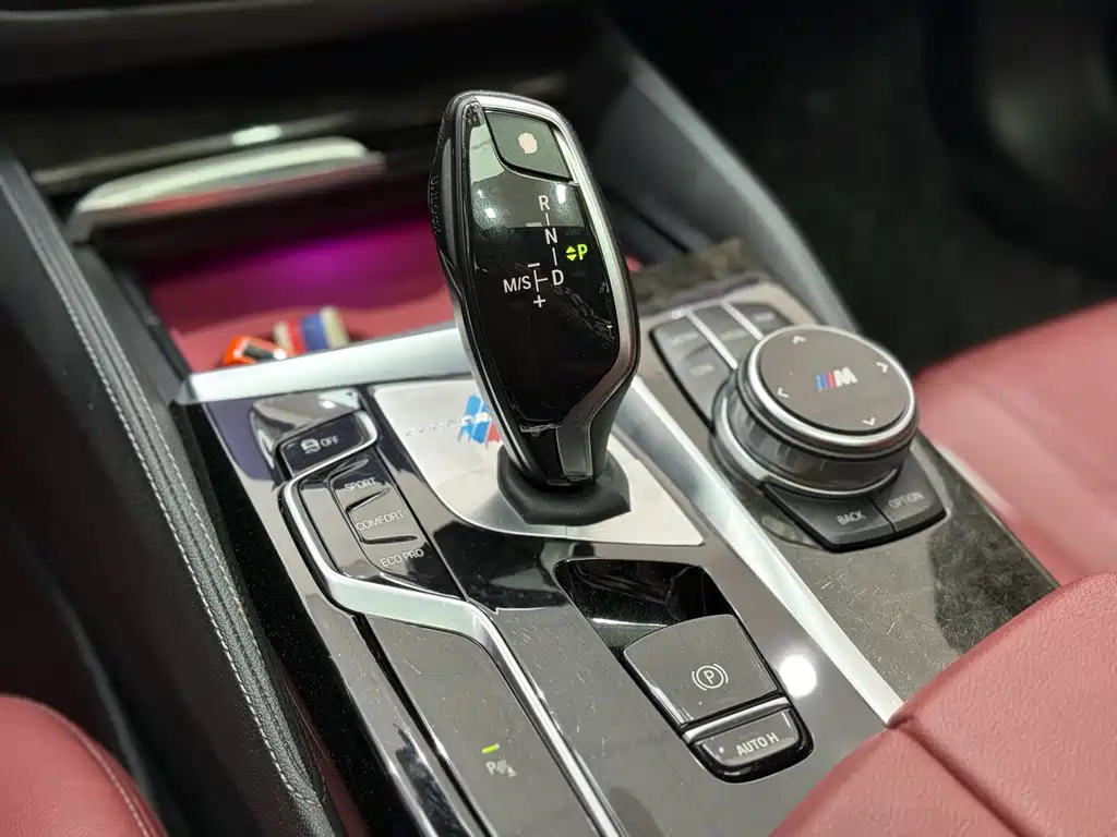 BMW BMW 5 Series 2022 525Li M Sport Package 2022 - thumbnail 7