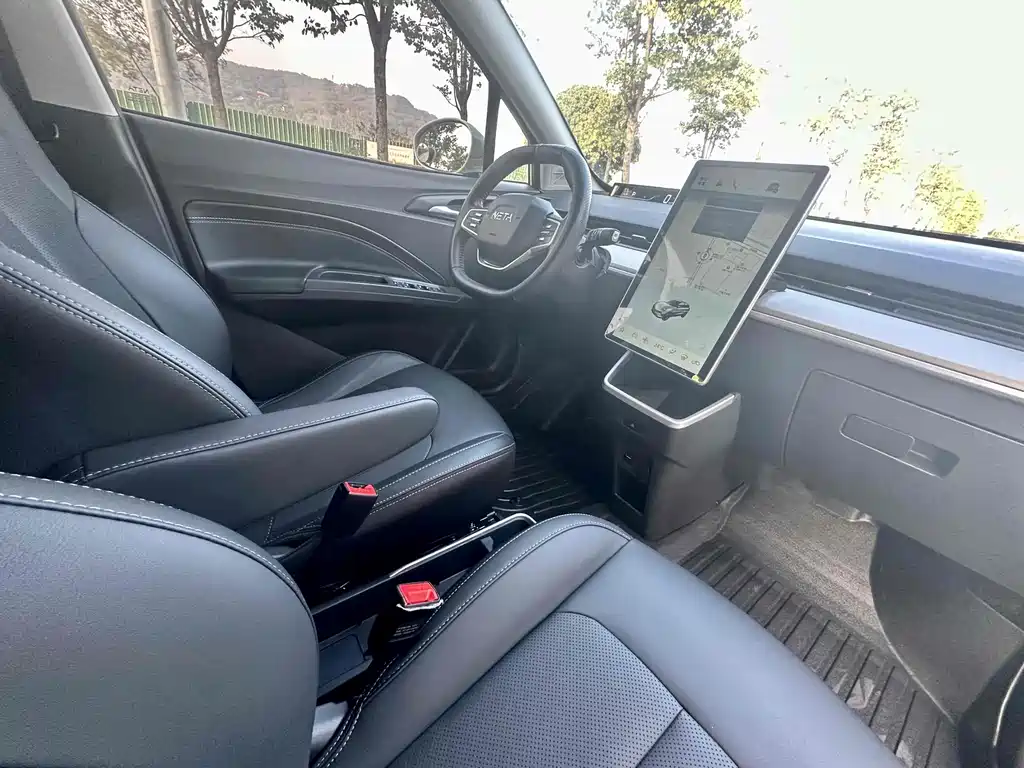 Neta Auto Neta V 2021 Long Range Entertainment Edition 2022 - thumbnail 8