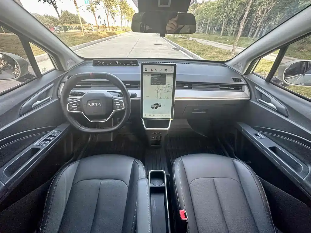 Neta Auto Neta V 2021 Long Range Entertainment Edition 2022 - thumbnail 9