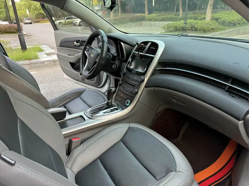 Chevrolet Malibu 2014 2.0L Automatic Luxury Edition 2014 - thumbnail 10