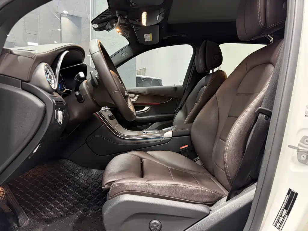 Mercedes-Benz Mercedes-Benz GLC 2021 GLC 260 L 4MATIC Luxury 2021 - thumbnail 4