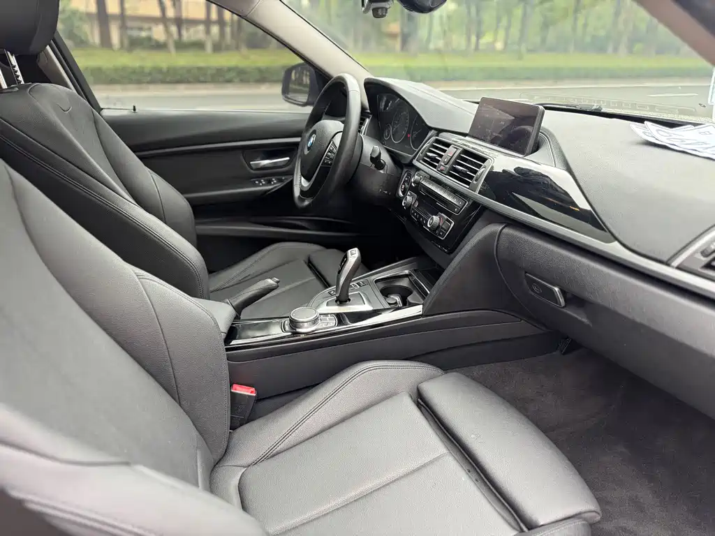 BMW BMW 3 Series 2019 320Li Fashion Edition 2019 - thumbnail 5