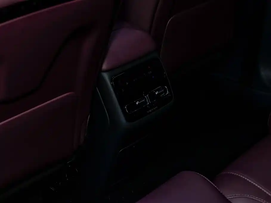 Lantu Auto Lantu FREE 2025 FREE+ AWD Qiankun Edition 2025 - thumbnail 11