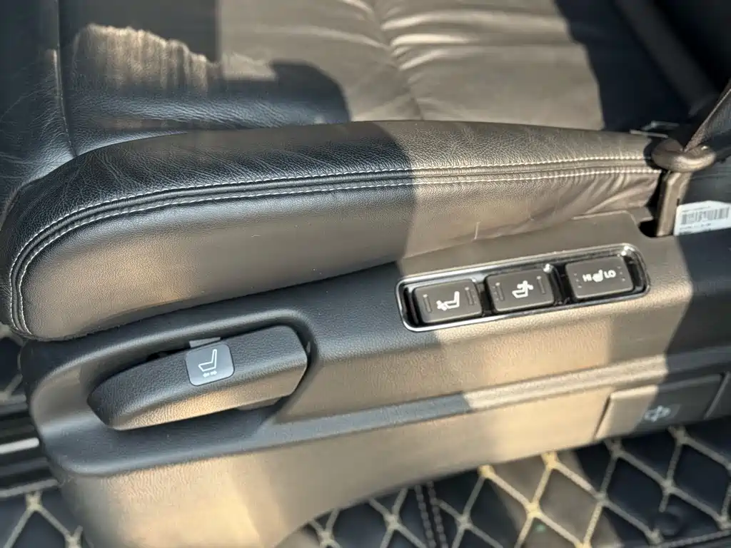 Honda Elise 2019 2.0L Hybrid Luxury Edition 2021 - thumbnail 9