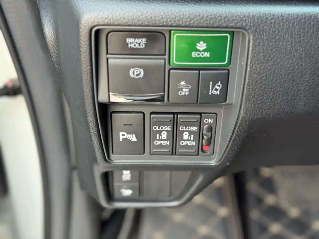 Honda Elise 2019 2.0L Hybrid Luxury Edition 2021 - thumbnail 11