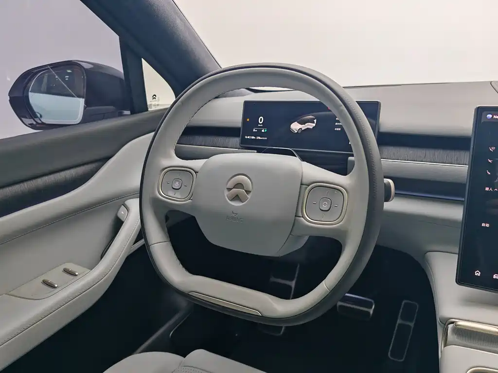 NIO NIO ES8 2023 75kWh 2023 - thumbnail 16