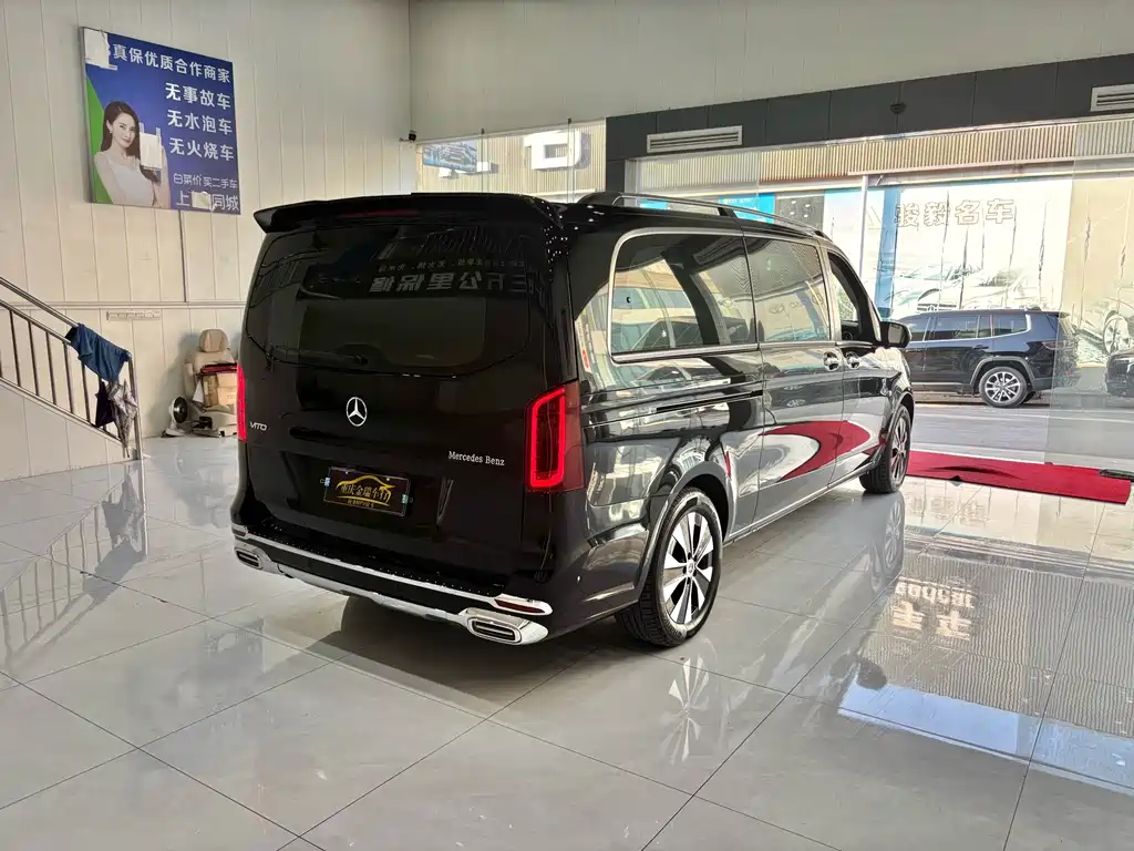 Mercedes-Benz Vito 2021 2.0T Business Edition 7-seater 2022 - thumbnail 6