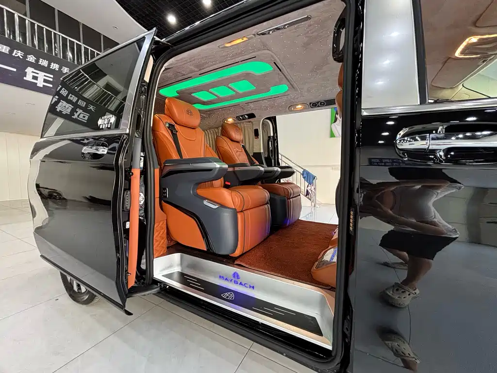 Mercedes-Benz Vito 2021 2.0T Business Edition 7-seater 2022 - thumbnail 21
