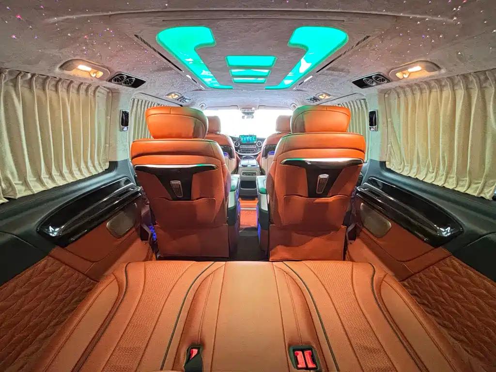 Mercedes-Benz Vito 2021 2.0T Business Edition 7-seater 2022 - thumbnail 25