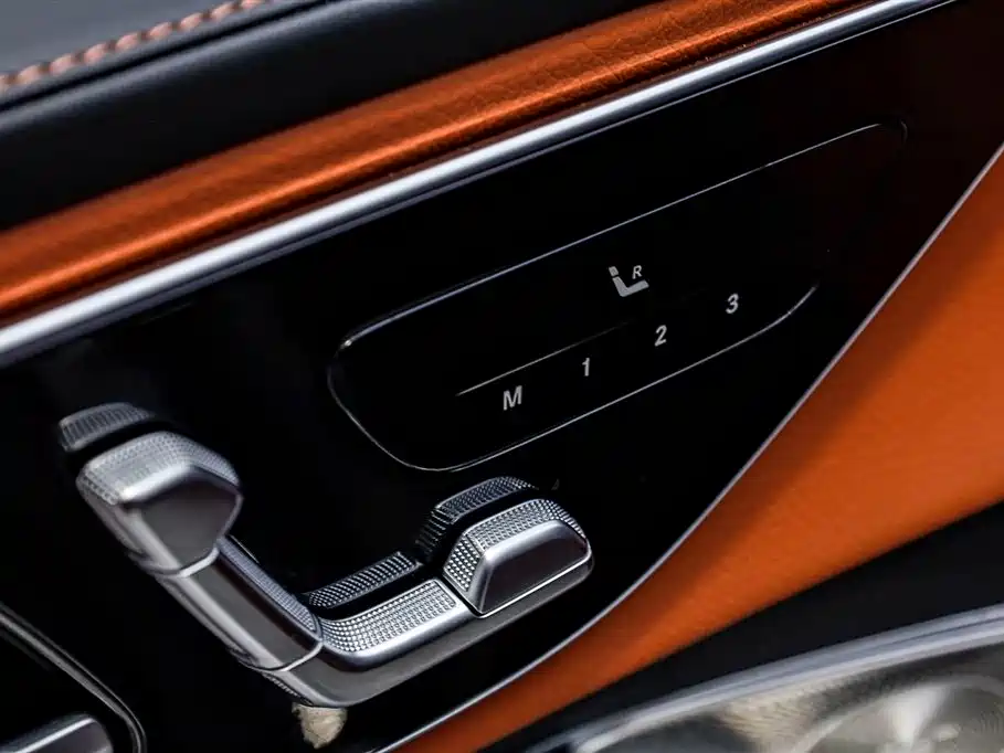 Mercedes-Benz Mercedes-Benz GLC 2024 Facelift GLC 300 L 4MATIC Dynamic Model 5-Seat 2024 - thumbnail 28