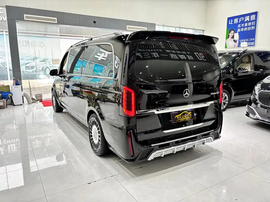 Mercedes-Benz Vito 2021 2.0T Business Edition 7-seater 2022 - thumbnail 4